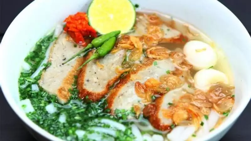 Bánh canh chả cá Phan Thiết