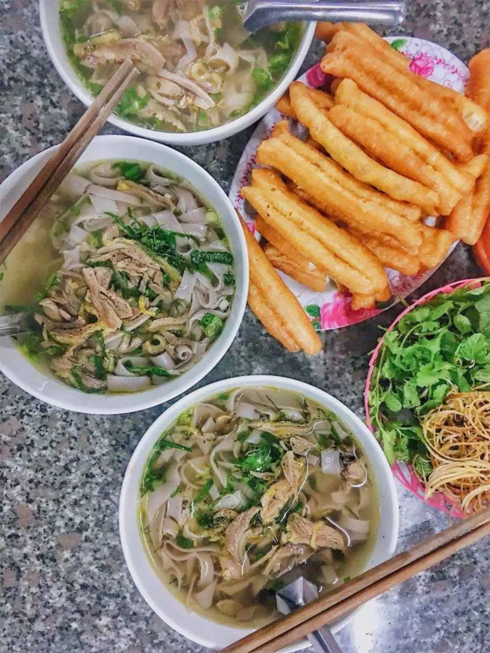 Phở gà Quyên Sapa