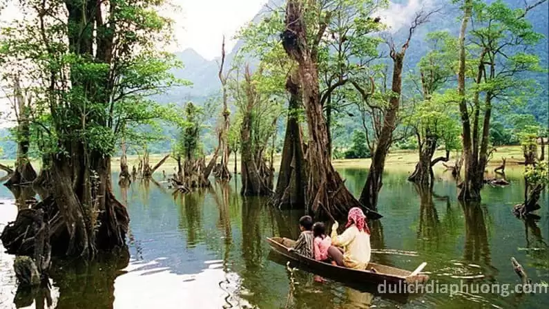 du lịch Hồ Noong