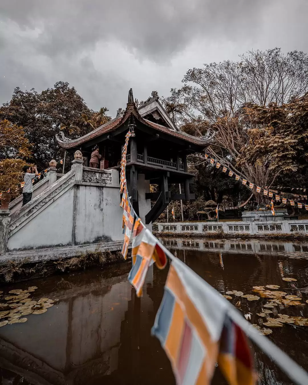 chua mot cot danh lam thang canh ha noi