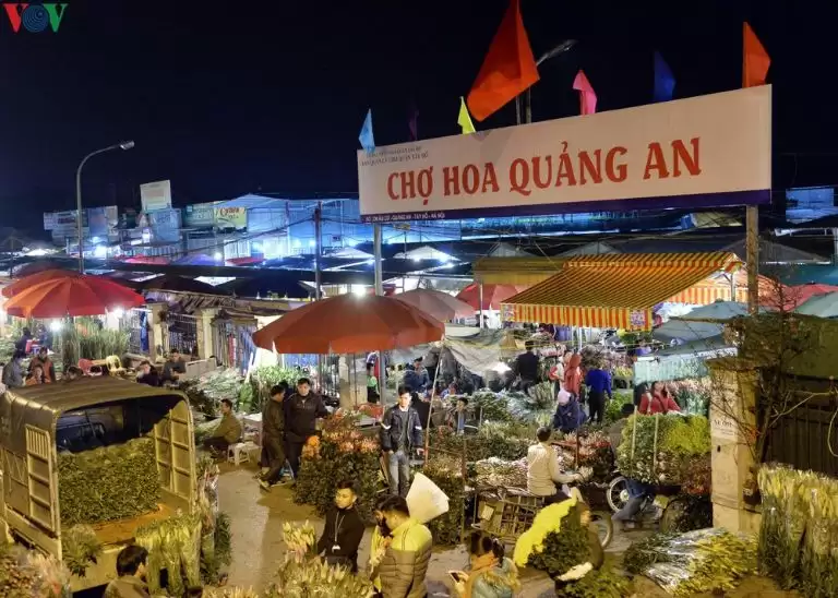 Chợ hoa Quảng Bá