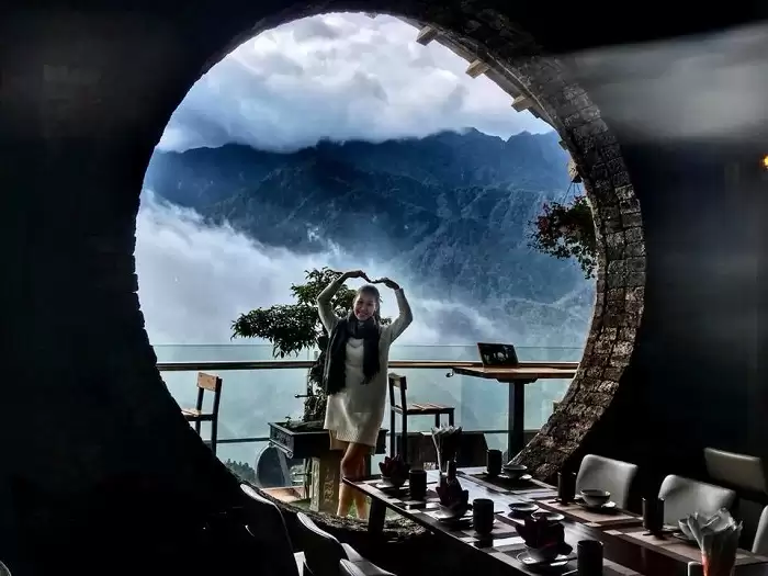 Sapa sky view restaurant and bar