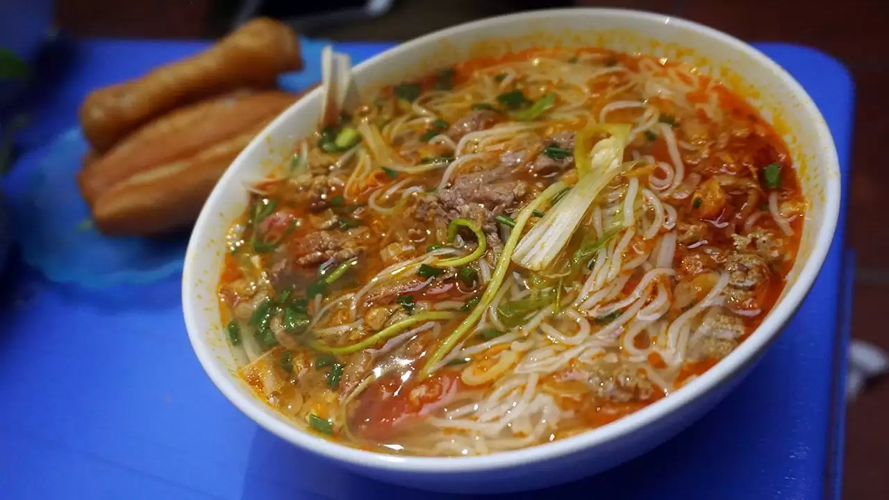 quán bún riêu ngon Hà Nội