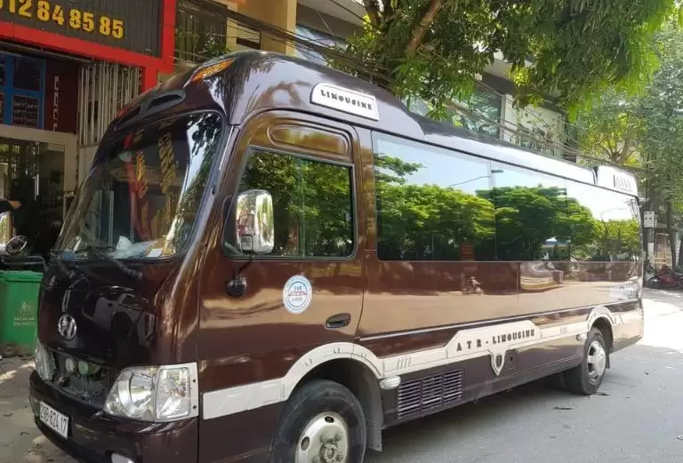 xe limousine Hà Nội Hà Giang phúc thịnh